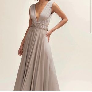 Twobirds New York — Classic Ballgown in Putty